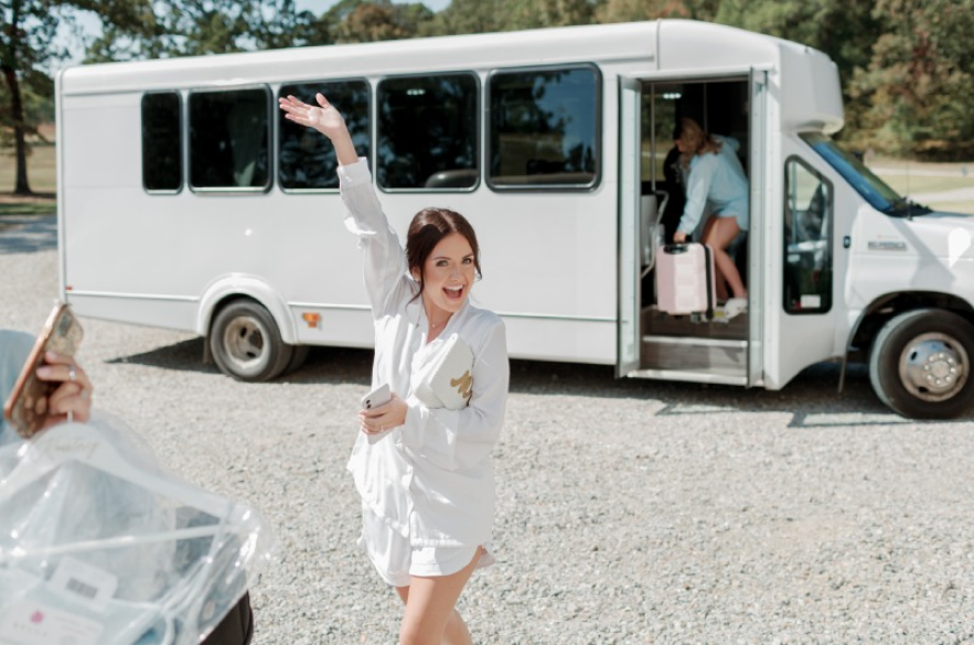 Hannah-Justin-Messer-Bus 1